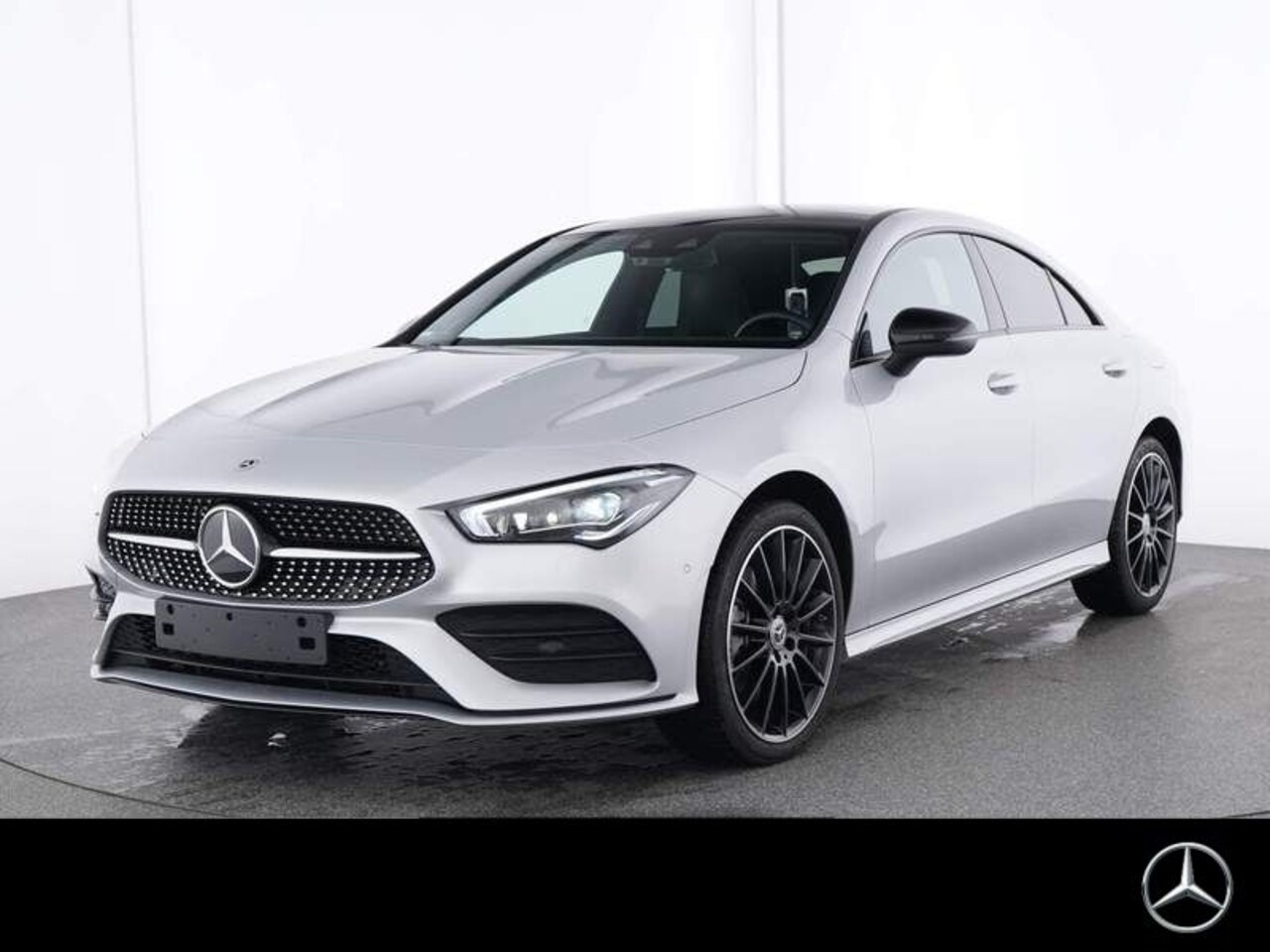 Mercedes-Benz CLA-Klasse - 250 e AMG ** LED, MBUX+, PANORAMA, BURMESTER, 19-inch LMV, NIGHTPAKKET ** 1e EIG - UNFALLF - AutoWereld.nl