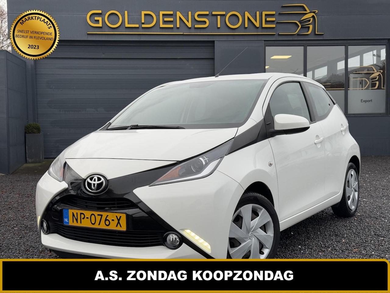 Toyota Aygo - 1.0 VVT-i x-play 2e Eigenaar,Navi,Airco,Cruise,Camera,Elek Ramen,N.A.P,APK tot 03-2025 - AutoWereld.nl