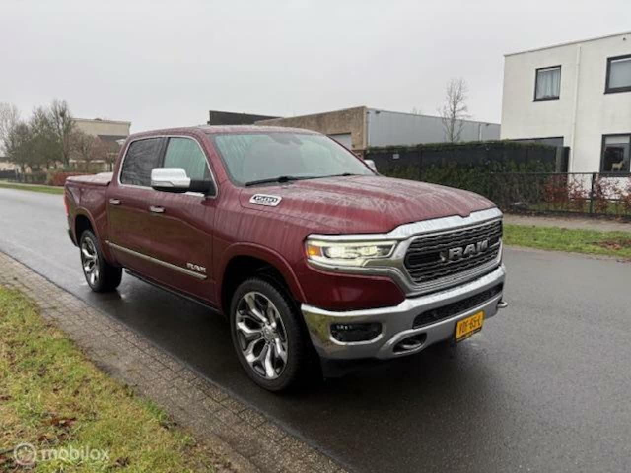 Dodge Ram 1500 - 4X4 5.7 V8 4x4 Crew Cab Limited - AutoWereld.nl