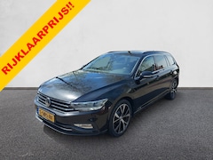 Volkswagen Passat Variant - 1.5 TSI Comfort Business Automaat, airco, cruise, navigatie parkeersensoren,