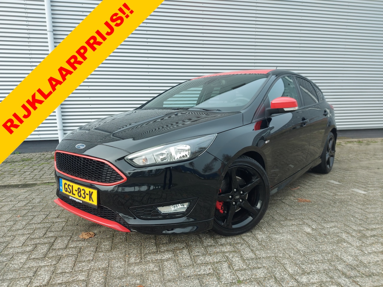 Ford Focus - 1.5 135KW/184PK ST line, applecarplay/android,airco,cruise,stoelverwarming,parkeersensoren - AutoWereld.nl