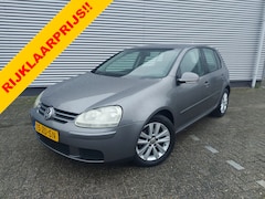 Volkswagen Golf - 1.6 FSI Optive 3, airco, multimedia radio, nwe APK, navigatie,