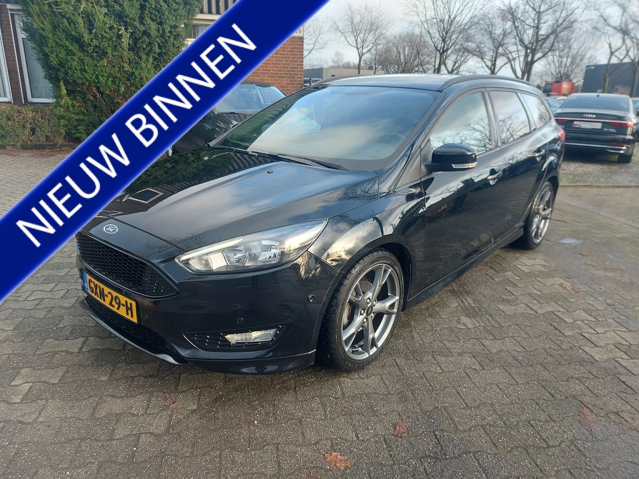 Ford Focus Wagon - 1.0 Lease Edition. airco,cruise,navigatie,stoel/stuurverwarming,parkeersensoren, - AutoWereld.nl