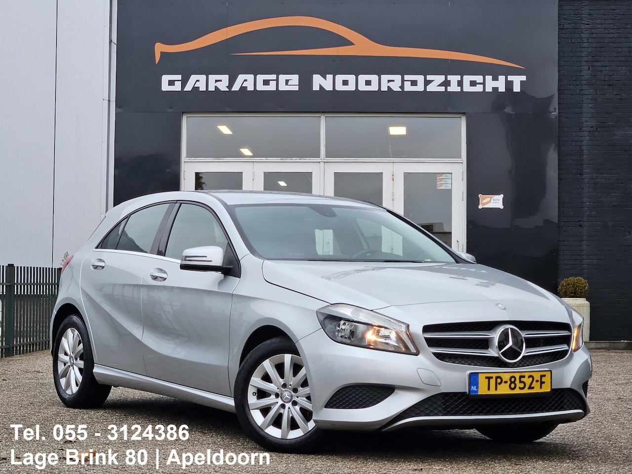 Mercedes-Benz A-klasse - 180 Prestige NAVIGATIE|LEDER SPORT STOELEN|AIRCO|PDC|LM-VELGEN Maandag tot Vrijdag geopend - AutoWereld.nl