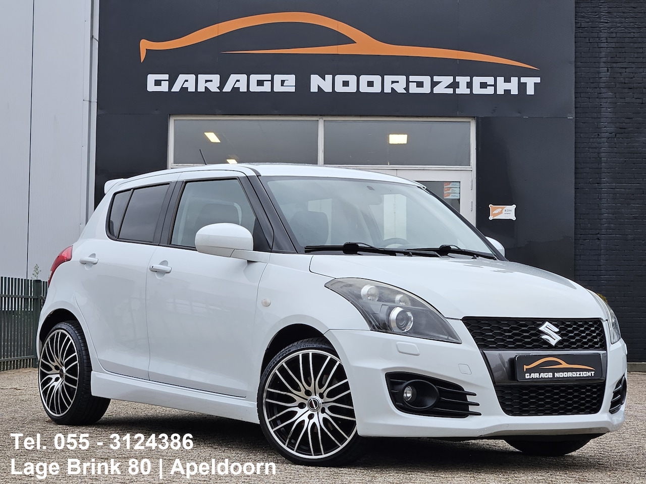 Suzuki Swift - 1.6 Sport XENON|KEY LESSGO|CRUISE CONTROL|ECC/AIRCO|BLUE TOOTH TELEFONIE|USB|STOELVERWARMI - AutoWereld.nl