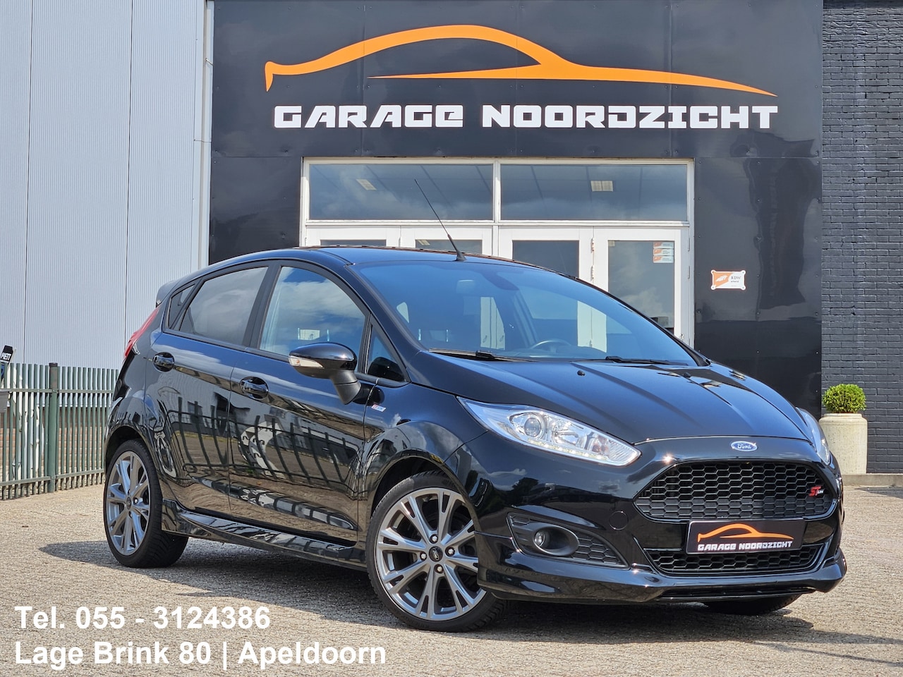 Ford Fiesta - 1.0 EcoBoost ST Line ECC/AIRCO|GETINT GLAS|STOELVERWARMING|PDC ACHTER|BLUE TOOTH|DEALER ON - AutoWereld.nl