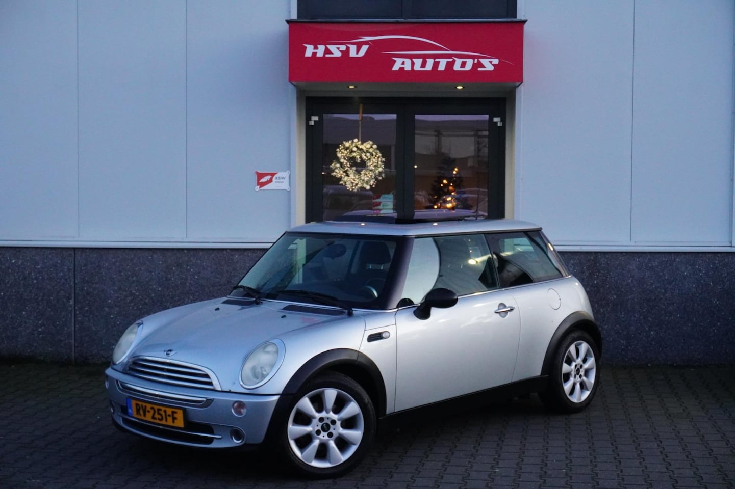 MINI One - Mini 1.6 Pepper airco LM panodak - AutoWereld.nl