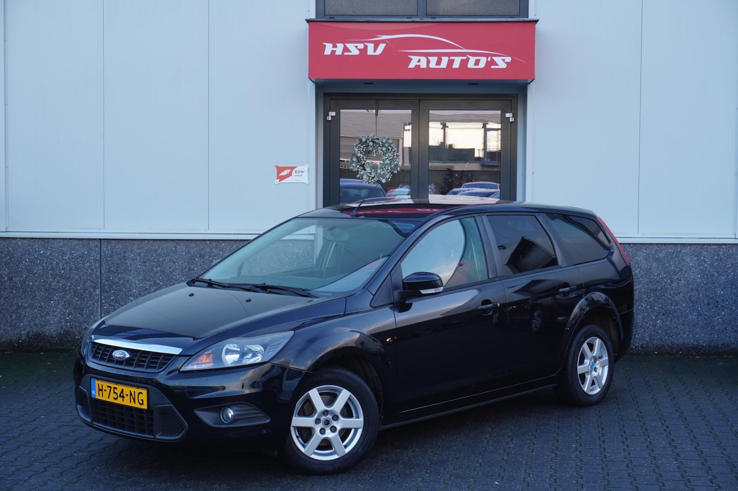 Ford Focus Wagon - 1.8 Titanium Flexi Fuel airco LM 4-deurs - AutoWereld.nl