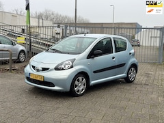 Toyota Aygo - 1.0-12V