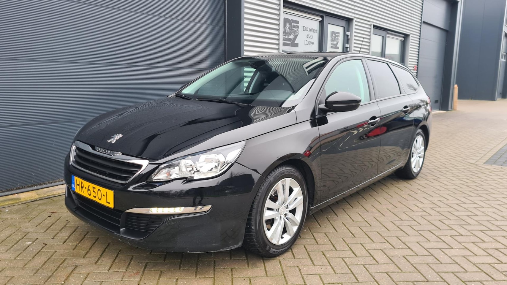 Peugeot 308 SW - 1.6 BlueHDI Blue Lease Pack 1.6 BlueHDI Blue Lease Pack - AutoWereld.nl