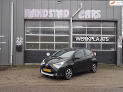 Toyota Aygo - 1.0 VVT-i x-play Automaat carplay Airco Camera Elek Pakket 5Deurs 2020bj GARANTIE