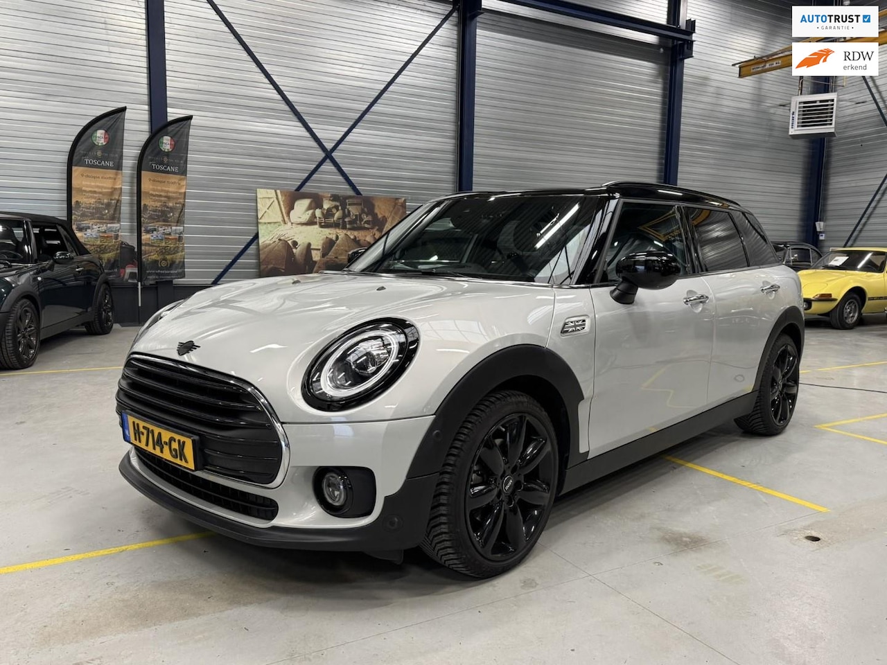 MINI Clubman - 1.5 Cooper aut, Pano, PDC, camera, sporstoelen en nog veel meer opties - AutoWereld.nl