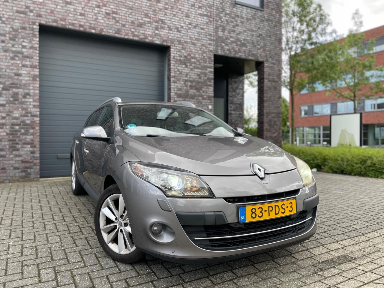 Renault Mégane Estate - 1.4 TCe Privilége (bj 2011) LEER|XENON|STOELVERWARMING|CLIMA! - AutoWereld.nl