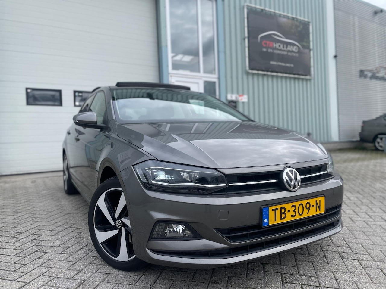 Volkswagen Polo - 1.6 TDI (bj 2018) PANO|EURO6|XENON|GTI WHEELS|NAVI! - AutoWereld.nl