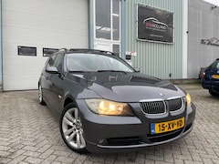 BMW 3-serie Touring - 325d AUTOMAAT (bj 2007) LEER|PANO|197PK|TREKHAAK