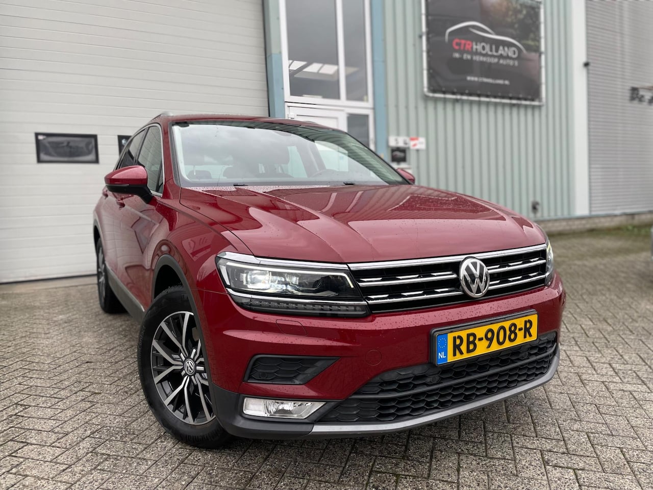 Volkswagen Tiguan - 1.4 TSI ACT Business R 110KW (bj 2017) DSG|VIRTUAL|FULL LED - AutoWereld.nl