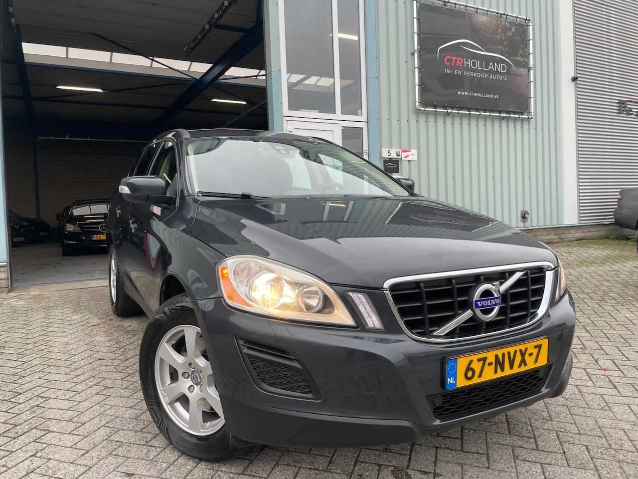 Volvo XC60 - 2.0 D3 Kinetic (Dec-2010) AUTOMAAT/NAVI/EURO5/EX BPM! - AutoWereld.nl