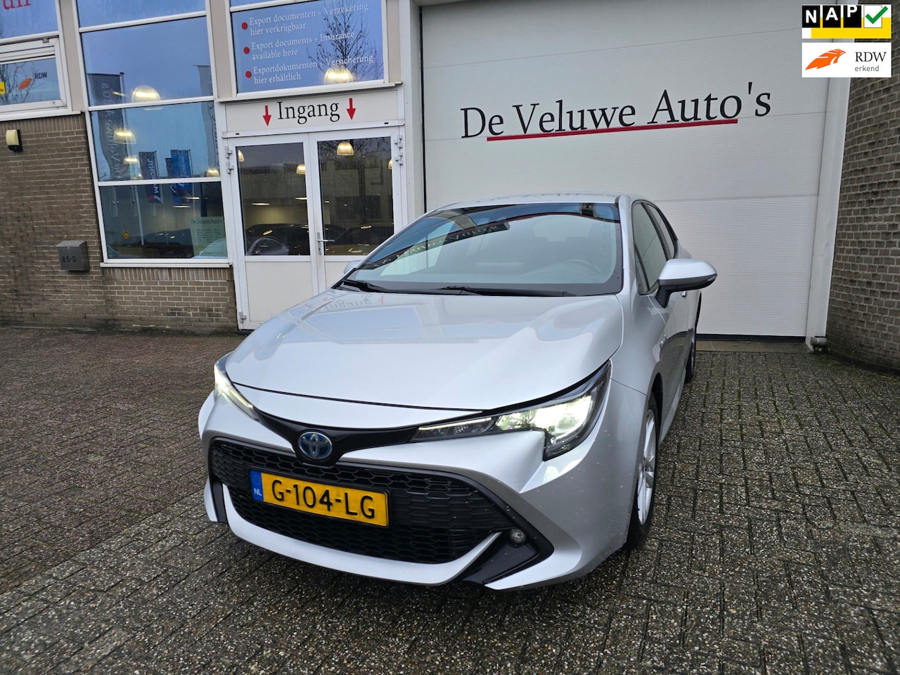 Toyota Corolla - 1.8 Hybrid Comfort Apple Carplay & Android - AutoWereld.nl