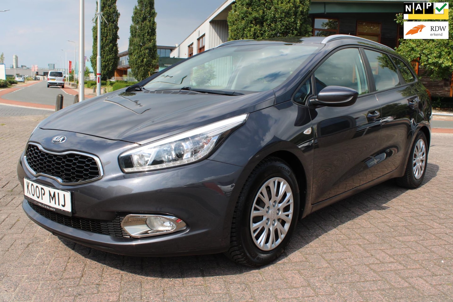 Kia Cee'd Sportswagon - 1.6 GDI ComfortLine CRUISE CONTROLE TREKHAAK - AutoWereld.nl