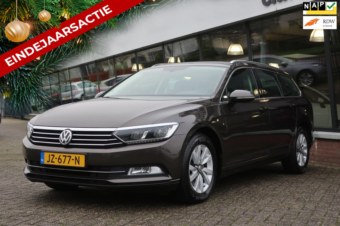 Volkswagen Passat Variant - 1.6 TDI Connected Series LED_CAM_PDC V+A_TREKHAAK. - AutoWereld.nl