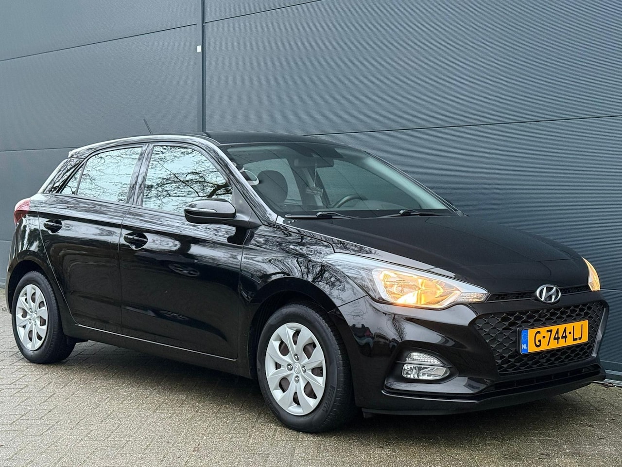 Hyundai i20 - 1.0 T-GDI i-Motion 1STE EIEGNAAR | 74514 KM | CRUISE | BTW | AIRCO | NWE APK - AutoWereld.nl