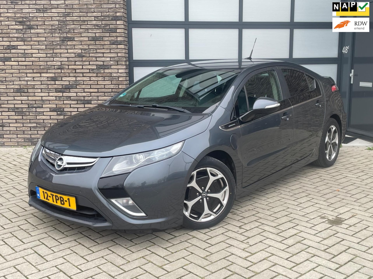 Opel Ampera - 1.4 E-rev 2012 HYBRIDE LEDER CRUISE CONTROL CLIMATE CONTROL STOELVERWARMING ACHTERUITRIJCA - AutoWereld.nl