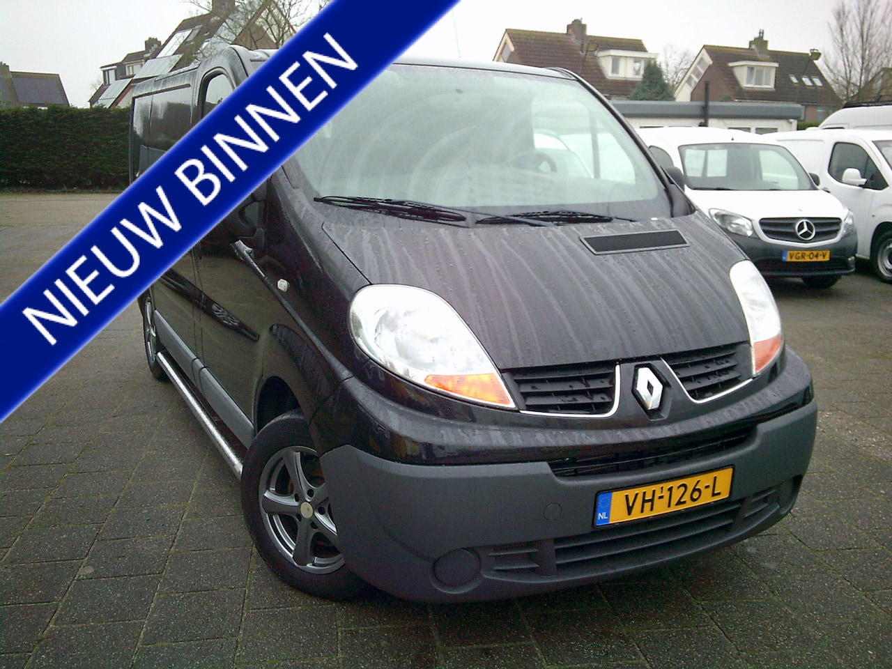 Renault Trafic - 2.0 dCi T29 L1H1 Eco VOORZIEN VAN AIRCO+CRUISE+TREKHAAK !! - AutoWereld.nl