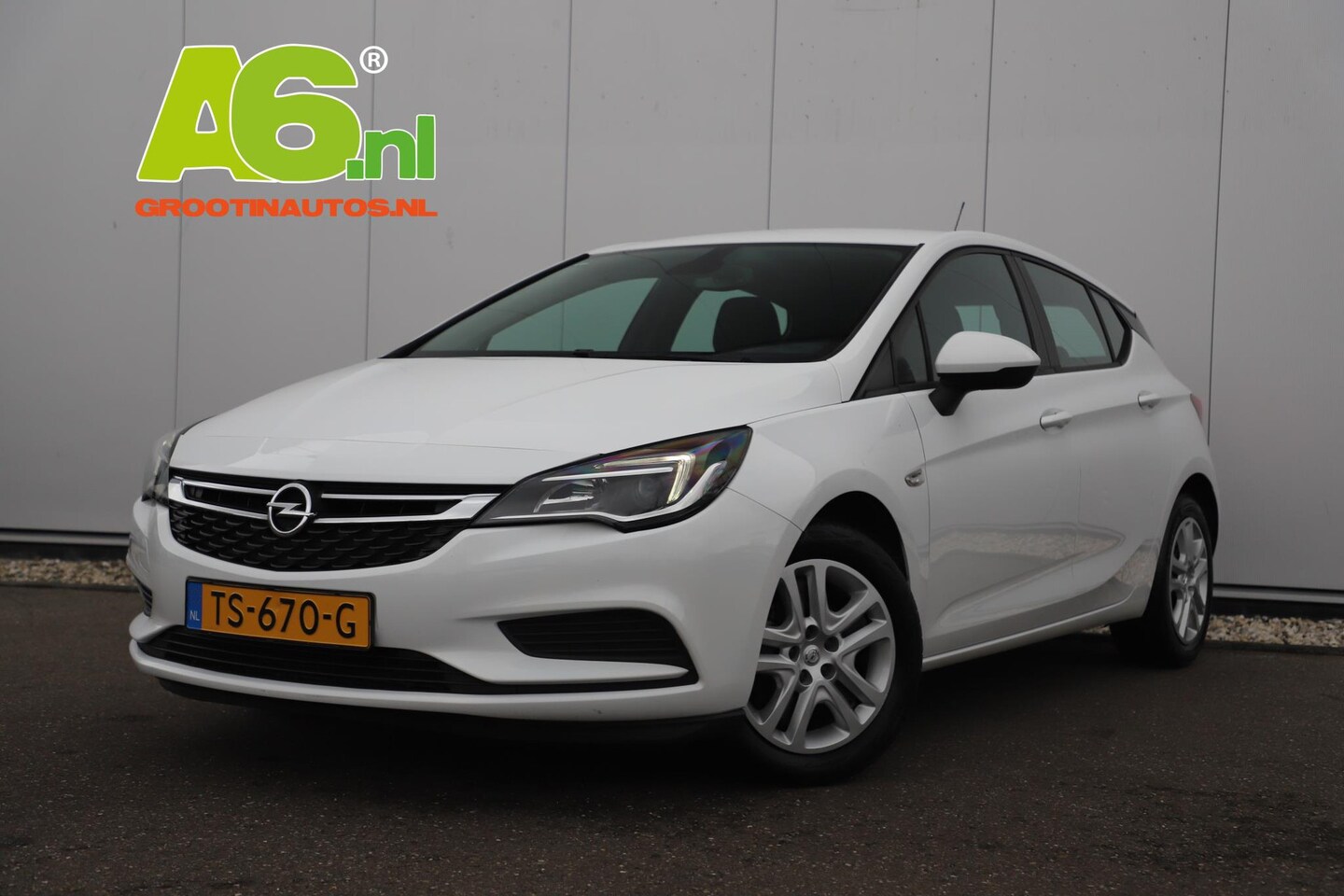 Opel Astra - 1.0 Turbo Business+ Navigatie DAB+ Airco Cruise Carplay Android Bluetooth PDC LED - AutoWereld.nl