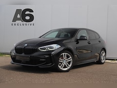 BMW 1-serie - 118i Business Edition M Sport Automaat Black Optic Virtual Cockpit Sfeerverlichting Naviga