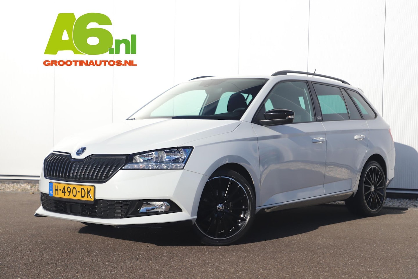 Skoda Fabia Combi - 1.0 TSI Monte Carlo 95PK Sportstoelen Navigatie Clima Cruise Bluetooth Parkeersensor Front - AutoWereld.nl