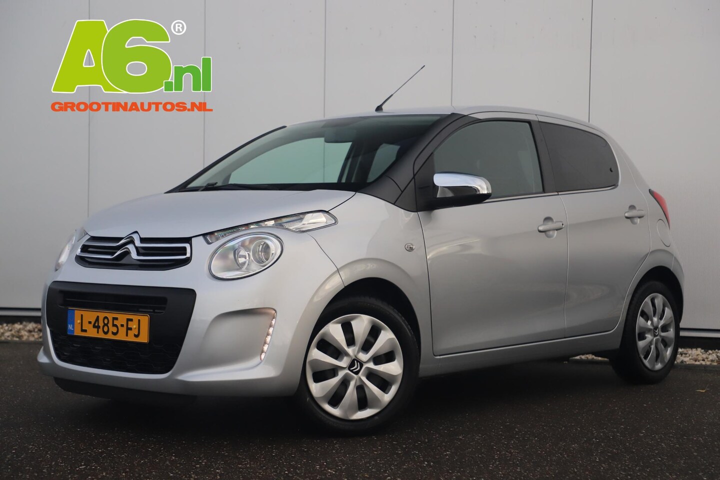 Citroën C1 - 1.0 VTi Feel Groot Scherm Carplay Android Navigatie Bluetooth Airco Getint Glas - AutoWereld.nl