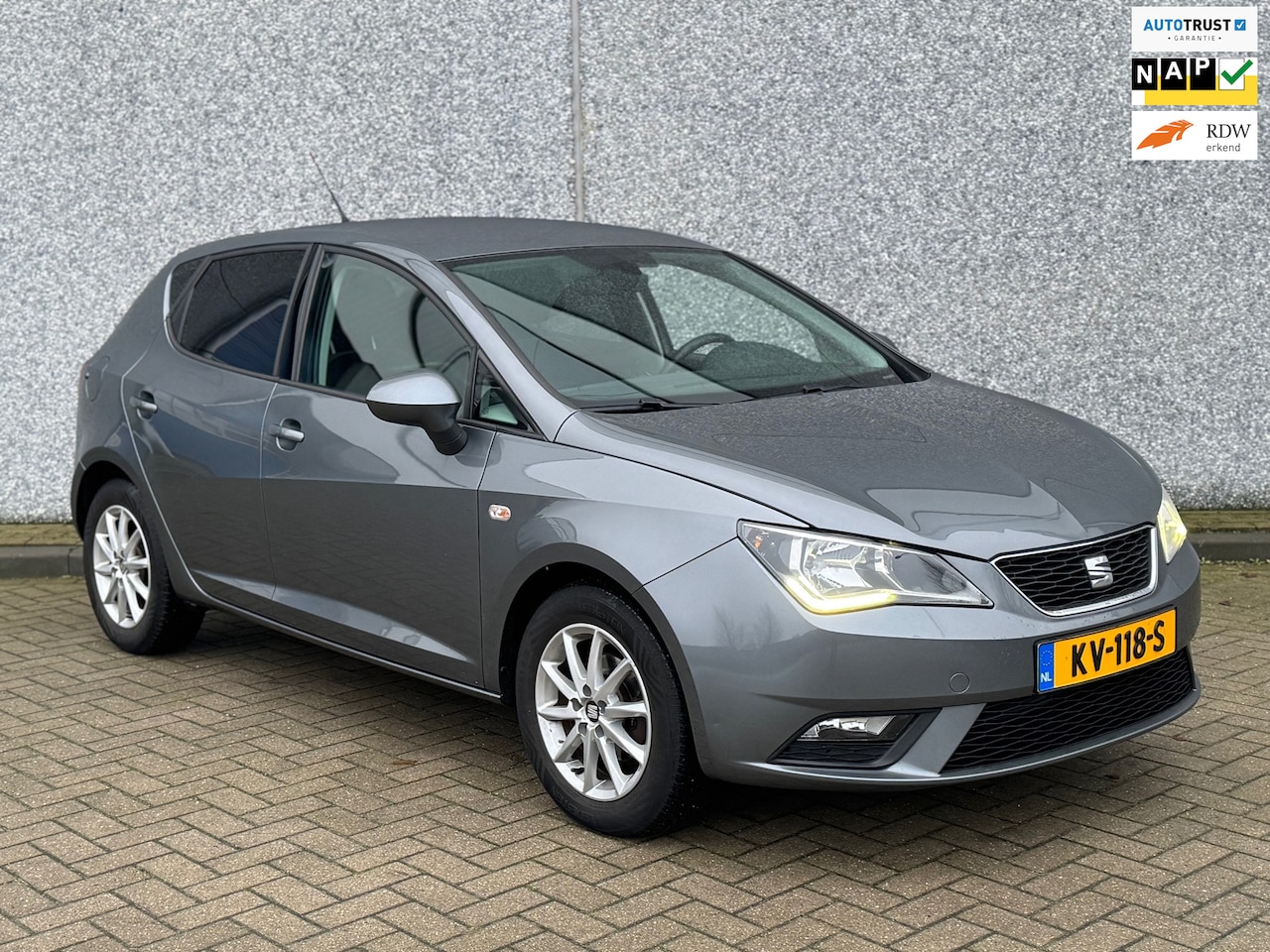 Seat Ibiza - 1.0 EcoTSI Style Connect-TOPSTAAT-Airco-Cruise-P.Sensor-NAP - AutoWereld.nl