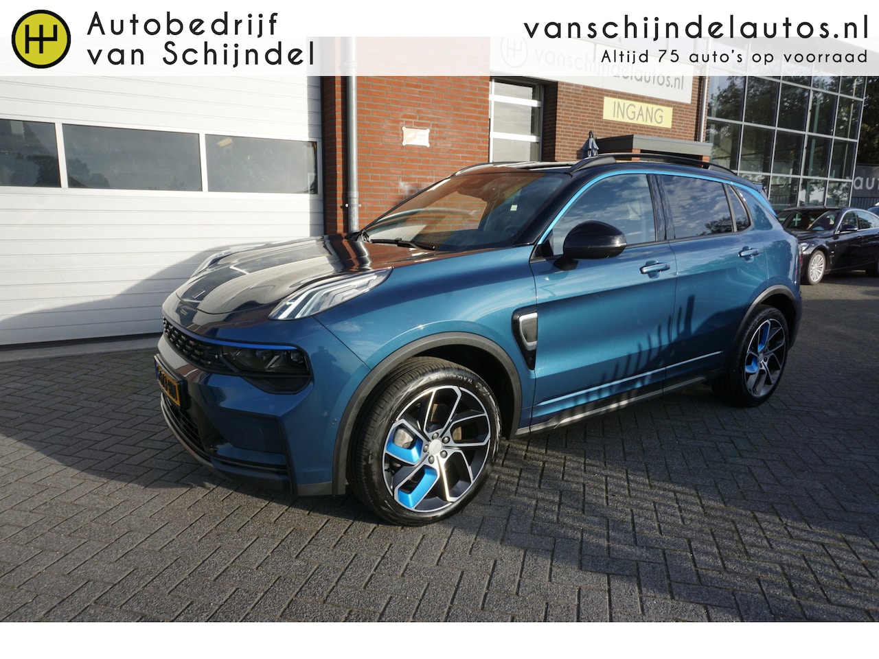 Lynk & Co 01 - 1.5 261PK 15 X OP VOORRAAD! ORIGINEEL NEDERLANDS MET NAP 1E EIGENAAR! 360 CAMERA - PANO - - AutoWereld.nl