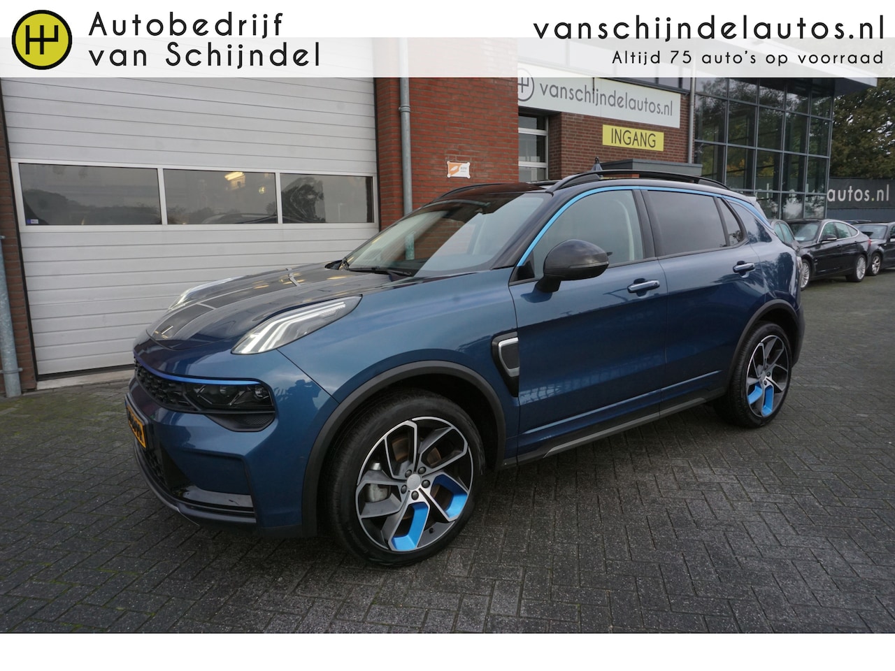 Lynk & Co 01 - 1.5 261PK! 15 X VOORRAAD ORIGINEEL NEDERLANDS MET NAP! 6,6KWH LADER! APRIL 2023 360CAMERA - AutoWereld.nl