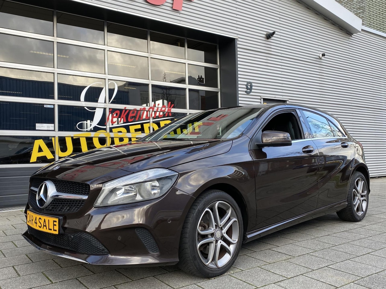 Mercedes-Benz A-klasse - 200 CDi Ambition - AUTOMAAT I Navigatie I Airco I PDC I Sport pakket I Dealer onderhouden - AutoWereld.nl