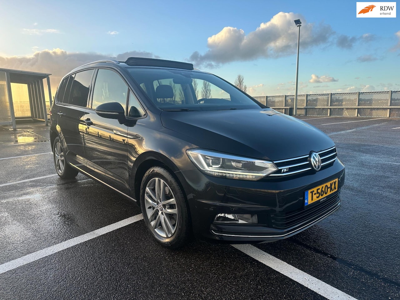 Volkswagen Touran - 1.4 TSI DSG R-Line|Pano|Matrix|Acc|7pers| - AutoWereld.nl