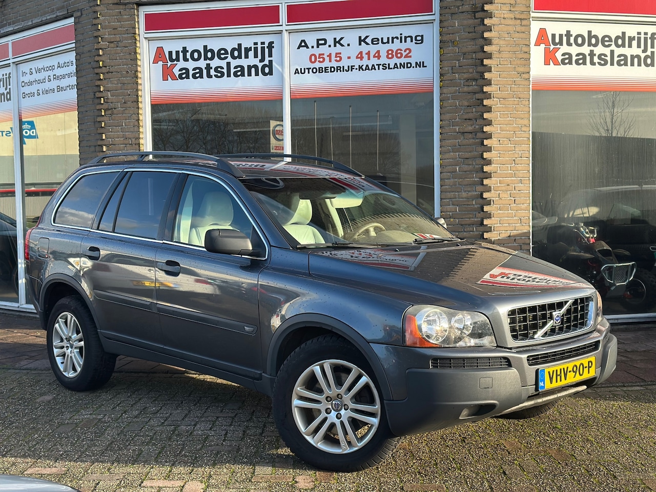 Volvo XC90 - D5 - Grijs Kenteken - Leder - Trekhaak - - AutoWereld.nl