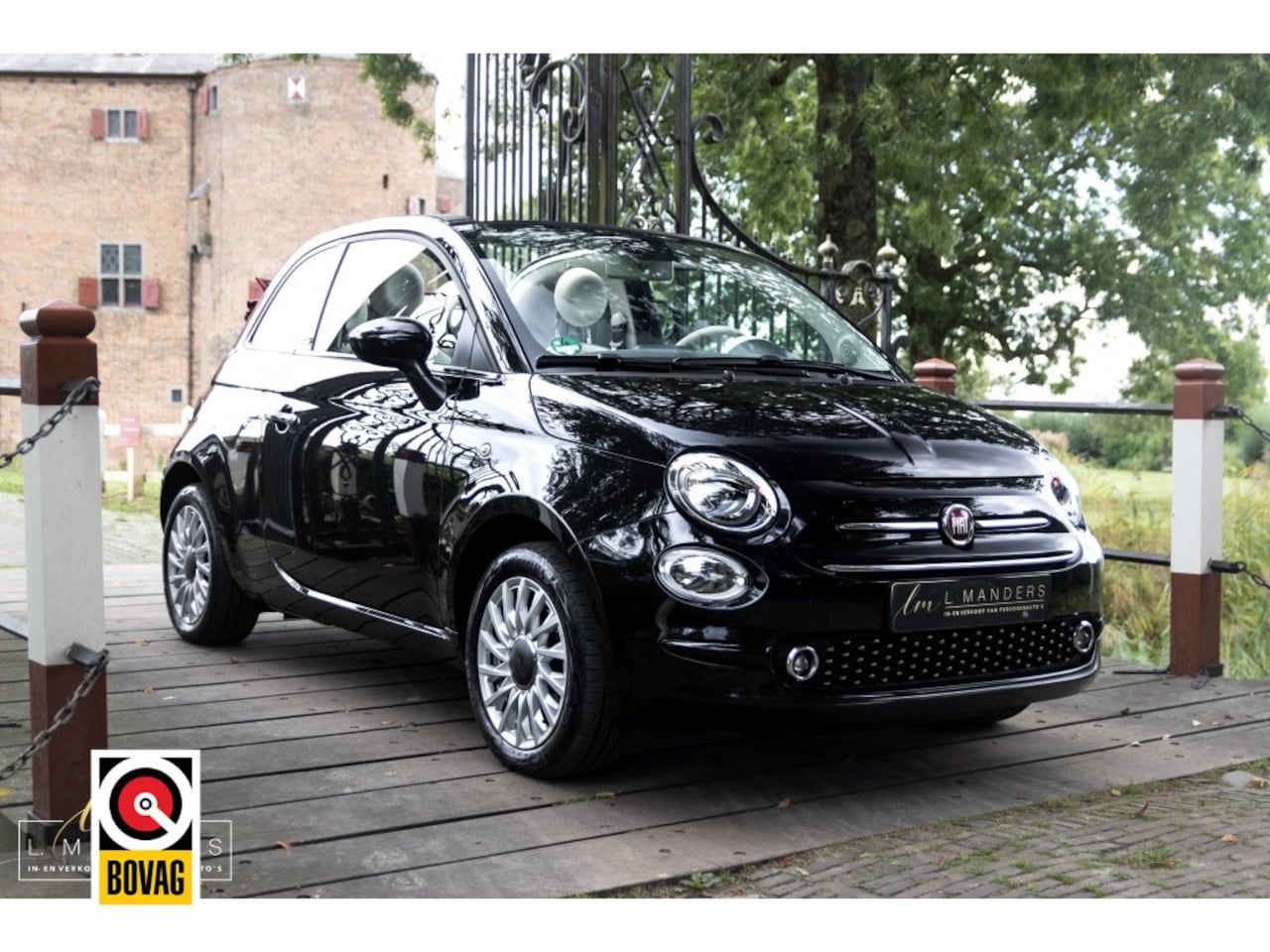 Fiat 500 C - 1.2 Young 2019 ZWART | Cabrio | Apple CarPlay | Benzine | PDC - AutoWereld.nl