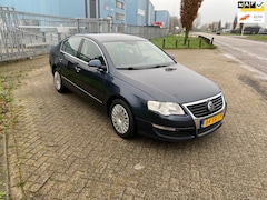 Volkswagen Passat - 2.0 FSI Comfortline