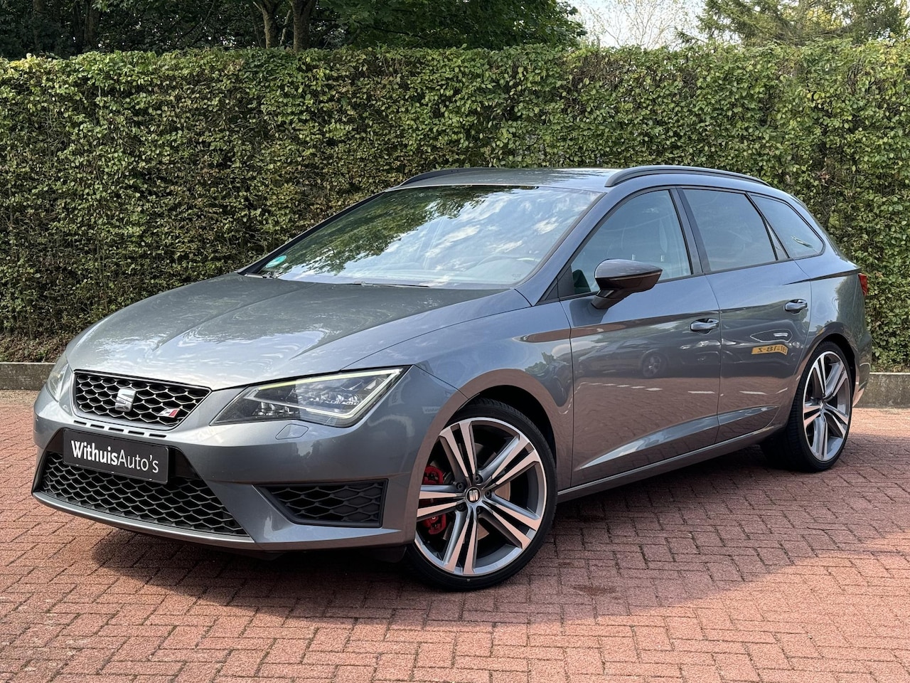 Seat Leon ST - 2.0 TSI Cupra 280 Netjes Navigatie Stoelverwarming - AutoWereld.nl