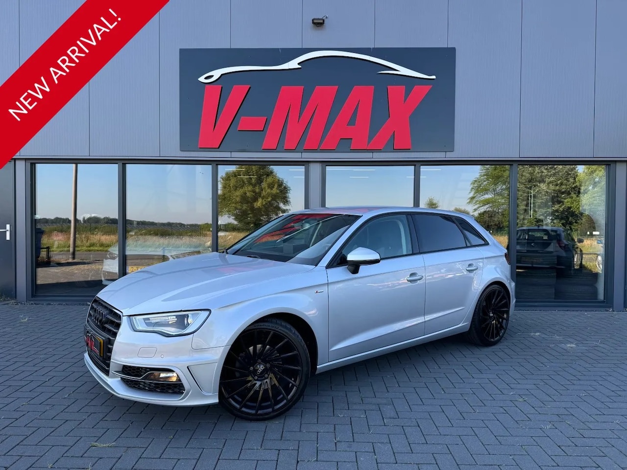 Audi A3 Sportback - 1.4 TFSI S-Line LED Stoelvw Sportint LaneAssist - AutoWereld.nl