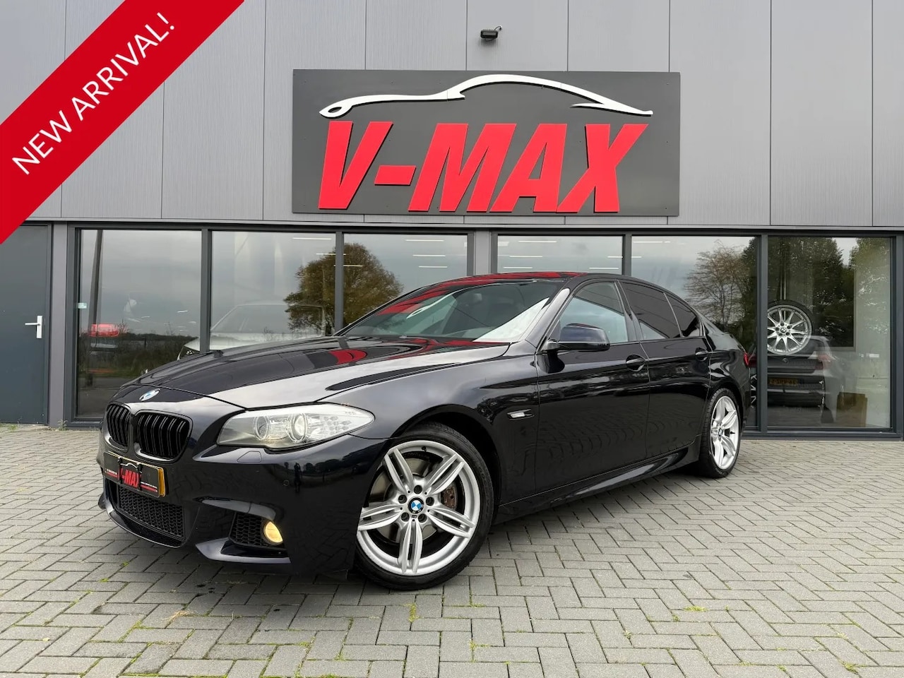 BMW 5-serie - 528i Sedan AUT M-Sport Vol Leder HUD Navi Prof Stoelverw - AutoWereld.nl