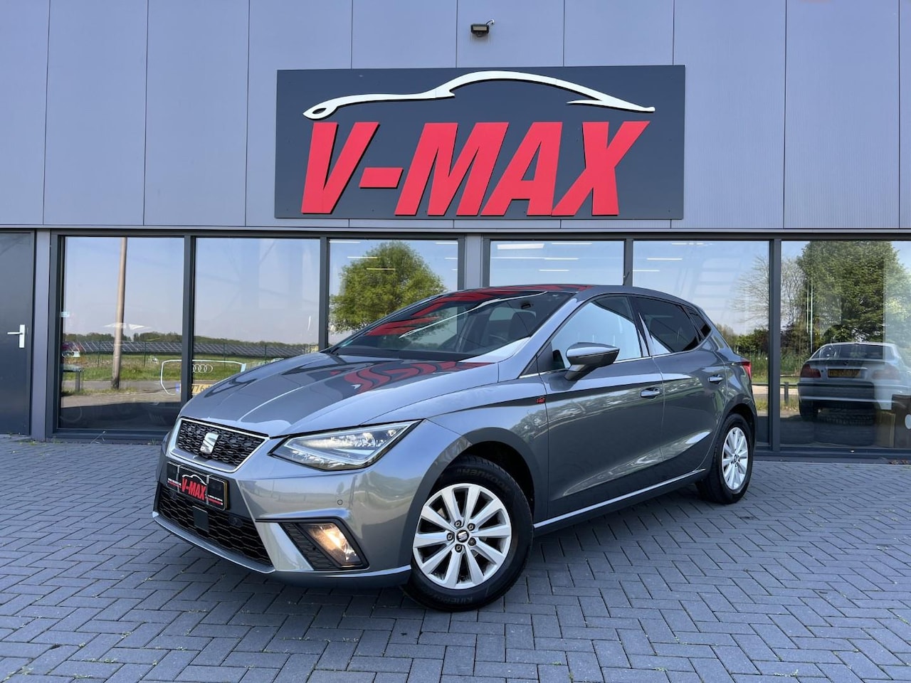 Seat Ibiza - 1.0 TSI Excellence Navi Keyless Clima Stoelverw - AutoWereld.nl