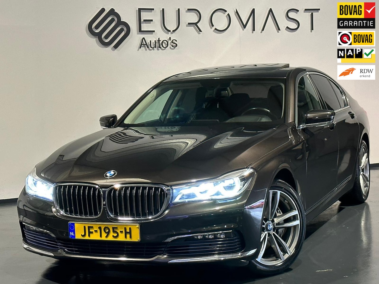 BMW 7-serie - 730d xDrive High Executive Leder - Navi - Camera - Schuifdak - AutoWereld.nl