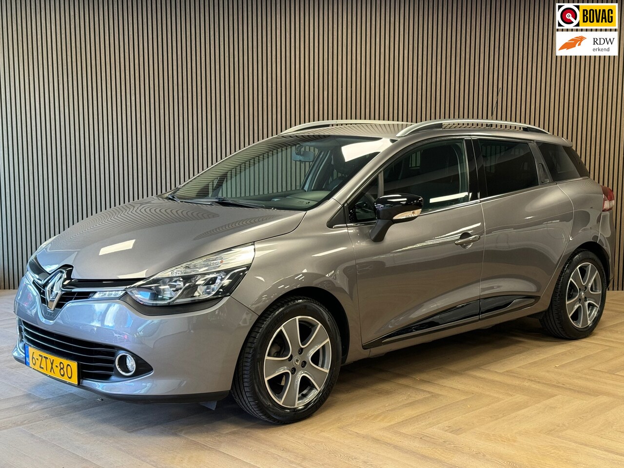 Renault Clio Estate - 0.9 TCe Night&Day AIRCO PDC CRUISE NAVIGATIE BLUETOOTH START/STOP - AutoWereld.nl