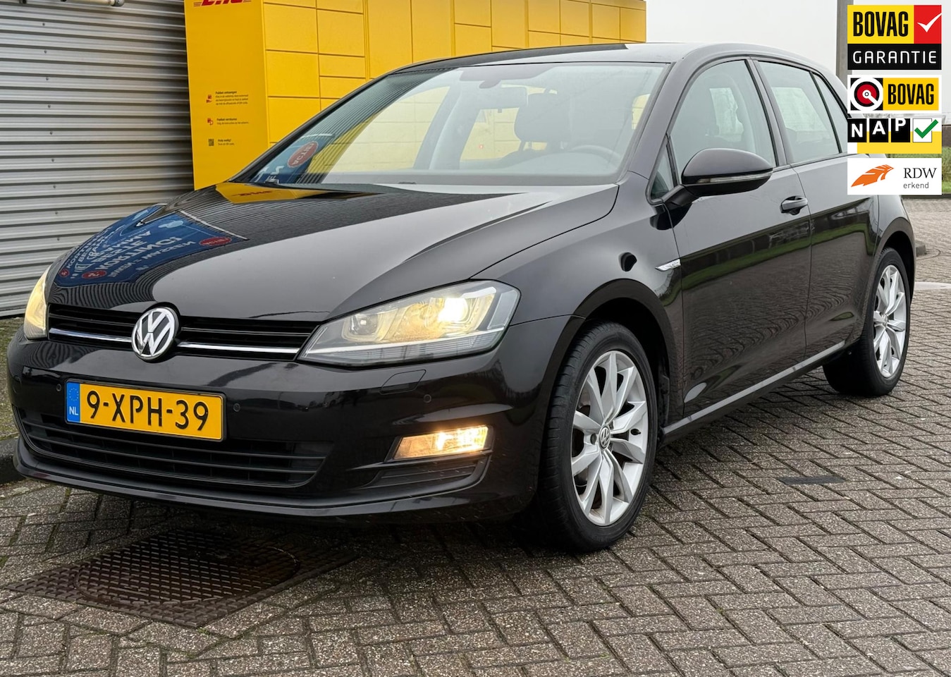 Volkswagen Golf - 1.2 TSI Highline Xenon Led Navi Pdc 1e eigenaar - AutoWereld.nl