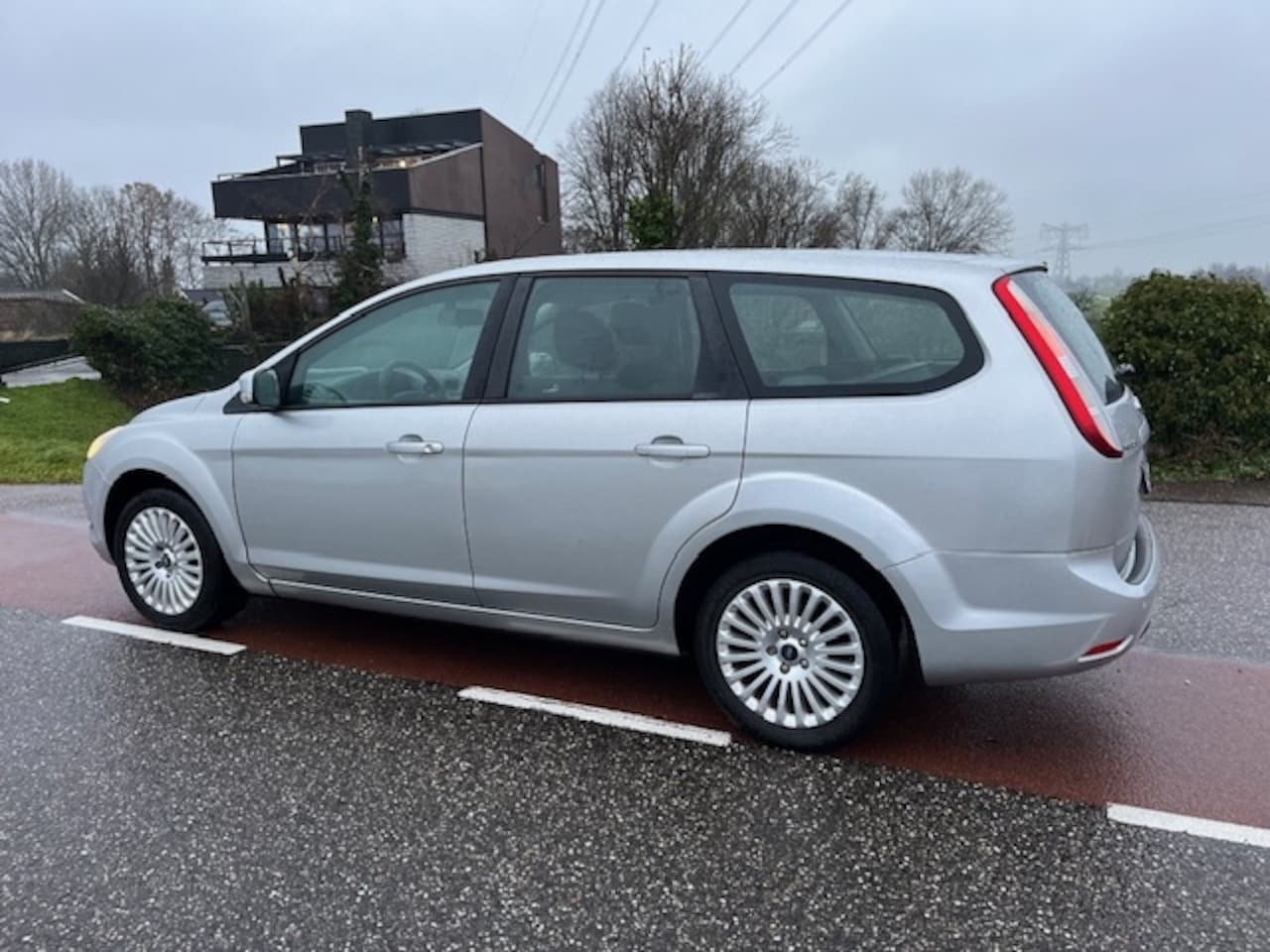 Ford Focus Wagon - 1.6 16v 2008 NWE D-RIEM + APK INRUIL MOGELIJK - AutoWereld.nl