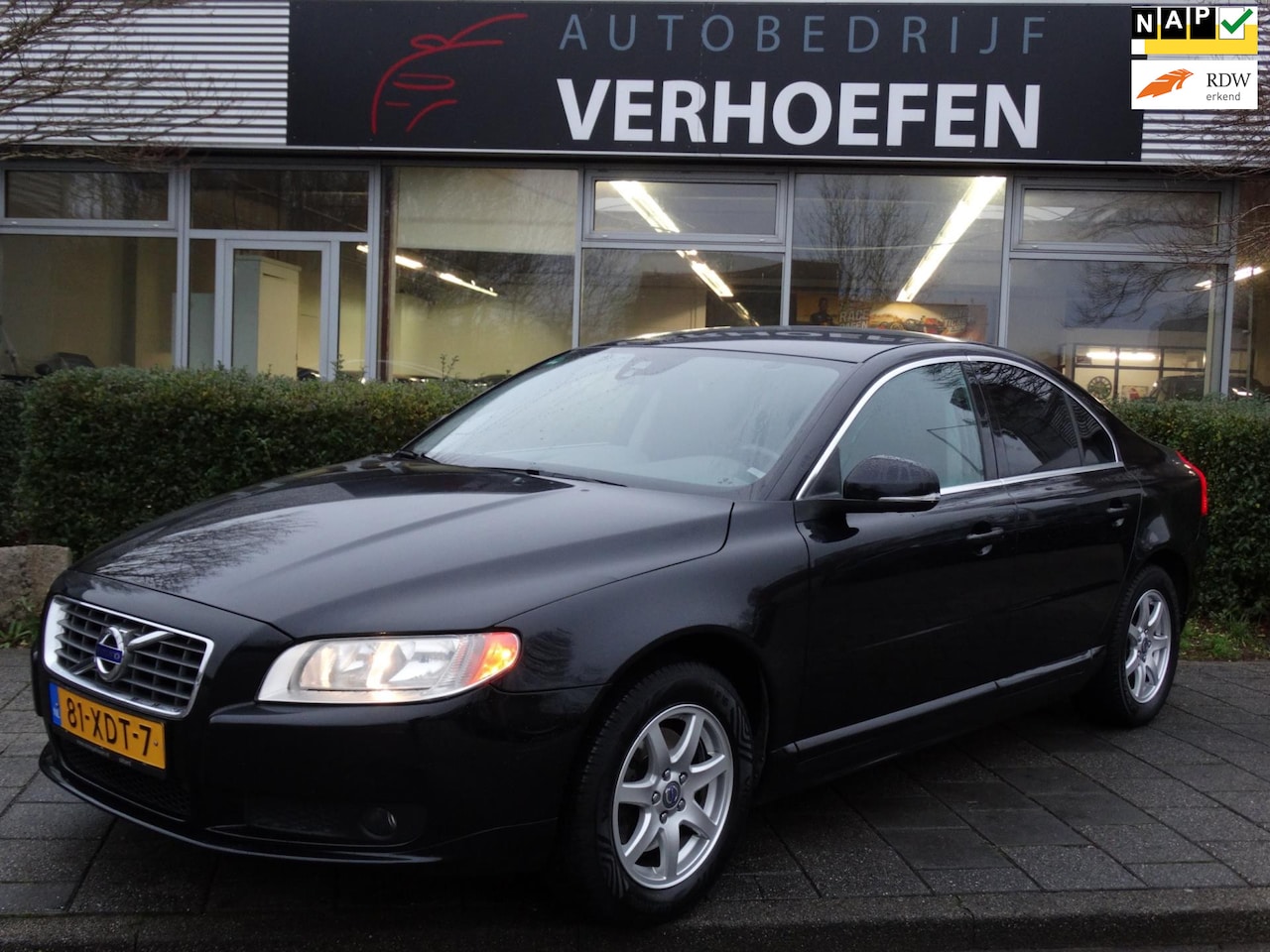 Volvo S80 - 1.6 T4 Kinetic - AUTOMAAT - VOL VOLVO ONDERHOUDEN - CLIMATE / CRUISE CONTR - AFN TREKHAAK - AutoWereld.nl