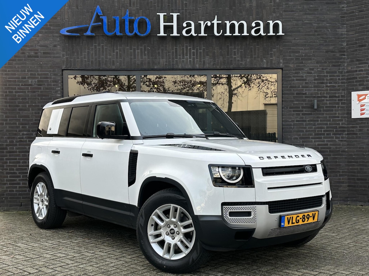 Land Rover Defender 110 - 3.0 D200 S GRIJS KENTEKEN | Apple Carplay | Trekhaak | Verwarmd stuur - AutoWereld.nl