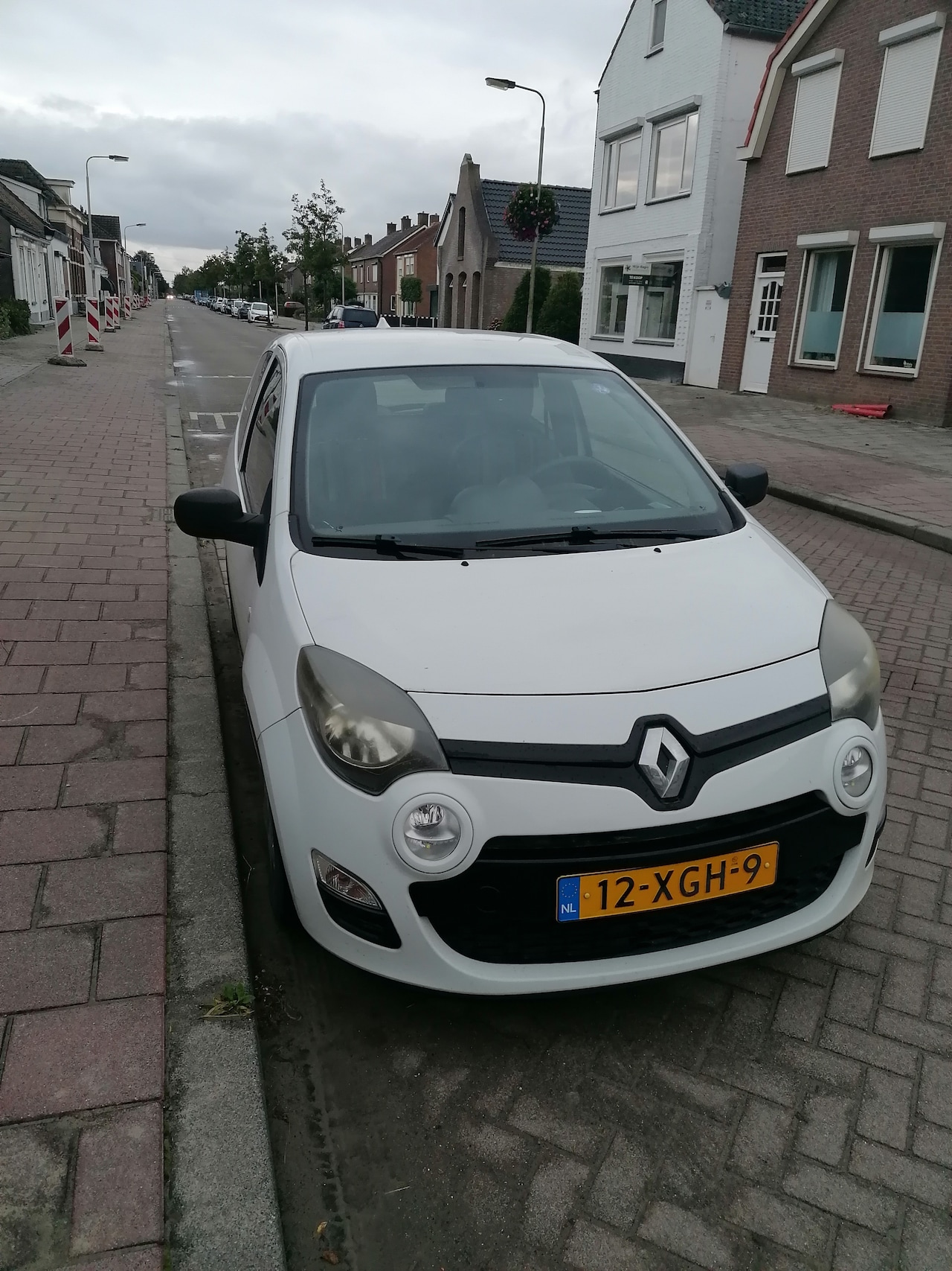 Renault Twingo - 1.2-16V Authentique - AutoWereld.nl